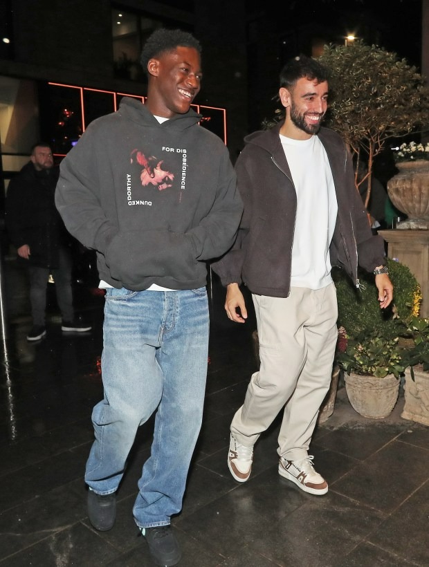 cac ngoi sao man united cung nhau dung bua toi gan ket tinh dong doi1 cac ngoi sao man united cung nhau dung bua toi gan ket tinh dong doi1