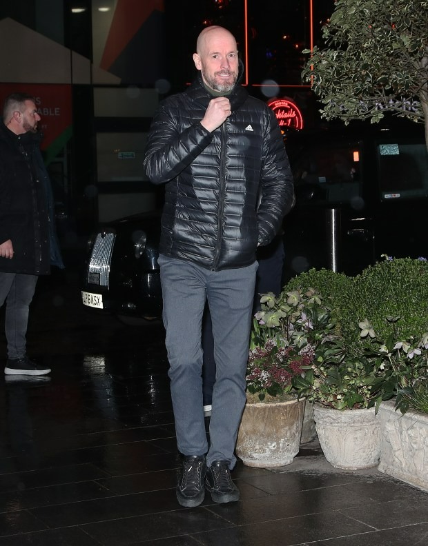 cac ngoi sao man united cung nhau dung bua toi gan ket tinh dong doi3 cac ngoi sao man united cung nhau dung bua toi gan ket tinh dong doi3