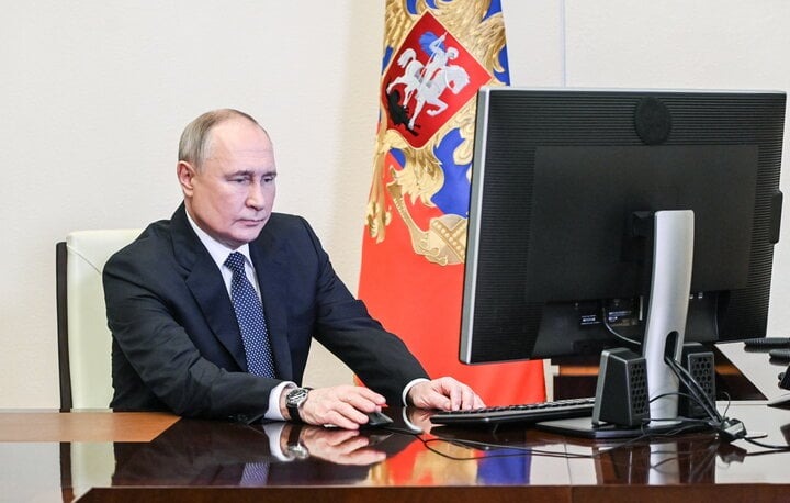 gioi quan sat nhan dinh ong putin co suc hut dac biet doi voi cu tri nga1 gioi quan sat nhan dinh ong putin co suc hut dac biet doi voi cu tri nga1