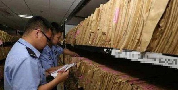 nam sinh 18 tuoi lay trom de thi dai hoc den khi vao phong thi nhin de lien chet lang2 nam sinh 18 tuoi lay trom de thi dai hoc den khi vao phong thi nhin de lien chet lang2