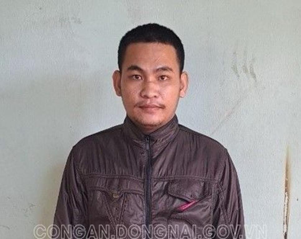 truy bat nhanh 2 doi tuong gay ra 8 vu cuop no sung nhieu lan khi bi truy duoi1