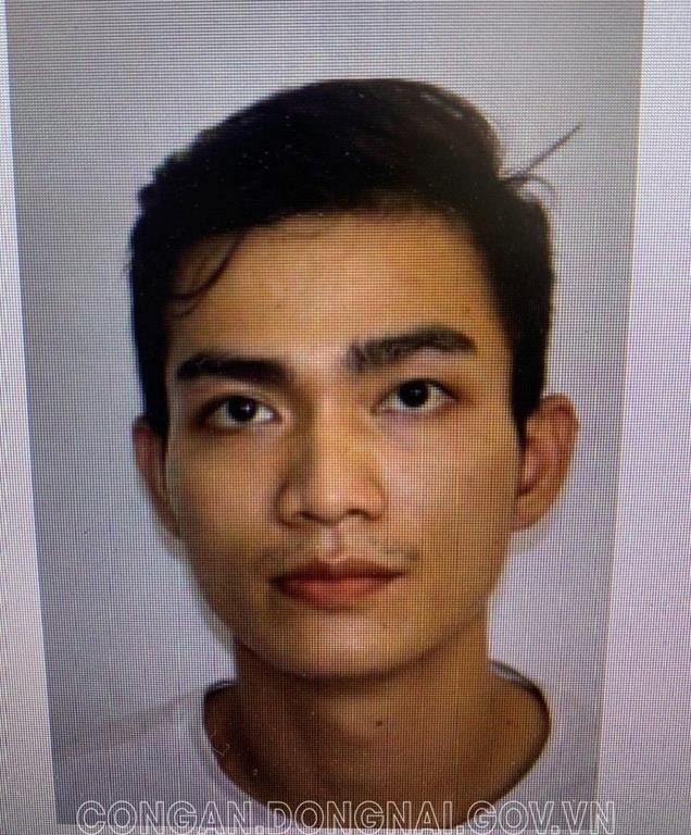 truy bat nhanh 2 doi tuong gay ra 8 vu cuop no sung nhieu lan khi bi truy duoi2