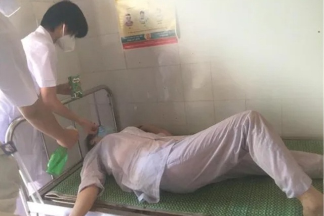 xot xa canh ba nu nhan vien y te o thuan thanh ngat xiu vi kiet suc dspl 2