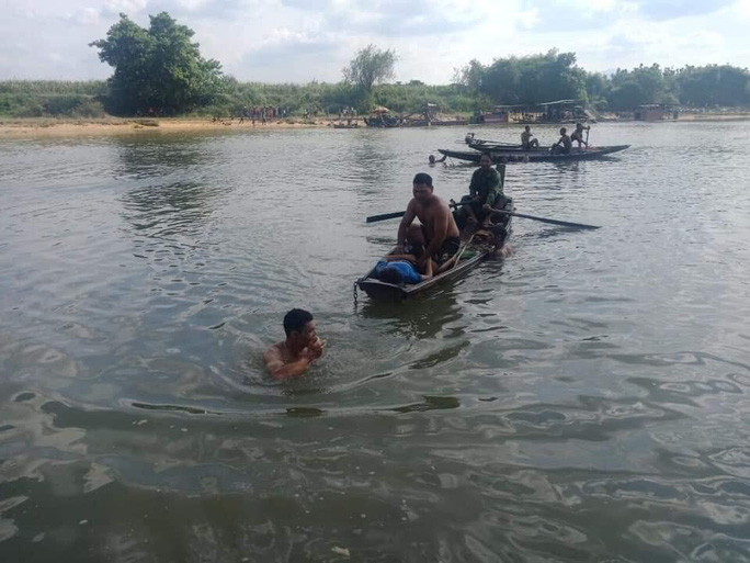 hai nu sinh lop 7 chet duoi thuong tam khi di tam song gia dinh kho khan thuoc ho ngheo cua xa dspl 1 hai nu sinh lop 7 chet duoi thuong tam khi di tam song gia dinh kho khan thuoc ho ngheo cua xa dspl 1