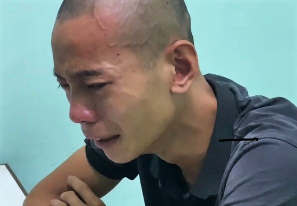 nhom quai xe chan quoc lo lam duong dua de mung sinh nhat bo hoc an choi leu long dspl 2 nhom quai xe chan quoc lo lam duong dua de mung sinh nhat bo hoc an choi leu long dspl 2