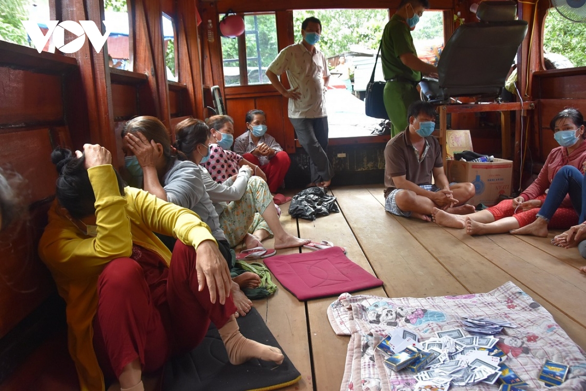 tin tuc phap luat moi nhat ngay 27 5 2021 chan dung cuu truong phong mb lua dao tien ty dspl 2 tin tuc phap luat moi nhat ngay 27 5 2021 chan dung cuu truong phong mb lua dao tien ty dspl 2