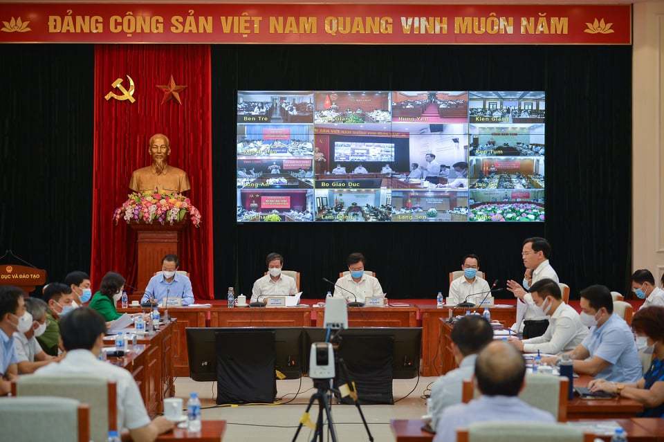 ky thi tot nghiep thpt 2021 18 hoc sinh lop 12 la f0 394 truong hop f1 dspl 1 ky thi tot nghiep thpt 2021 18 hoc sinh lop 12 la f0 394 truong hop f1 dspl 1