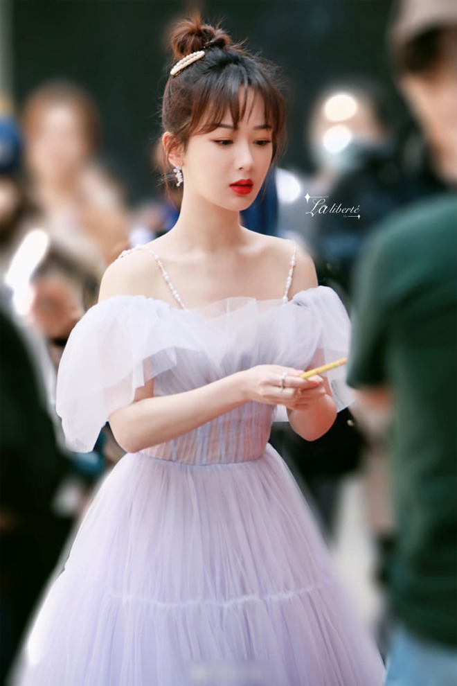 duong tu dang tus mieng dan ong la ma lua gat luc nua dem su that duoc he lo ngay ben duoi dspl 4 duong tu dang tus mieng dan ong la ma lua gat luc nua dem su that duoc he lo ngay ben duoi dspl 4