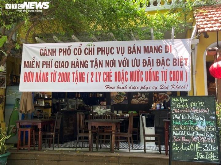 tp hcm ngay dau gian cach duong pho vang ve lac dac chi vai nguoi dspl 6