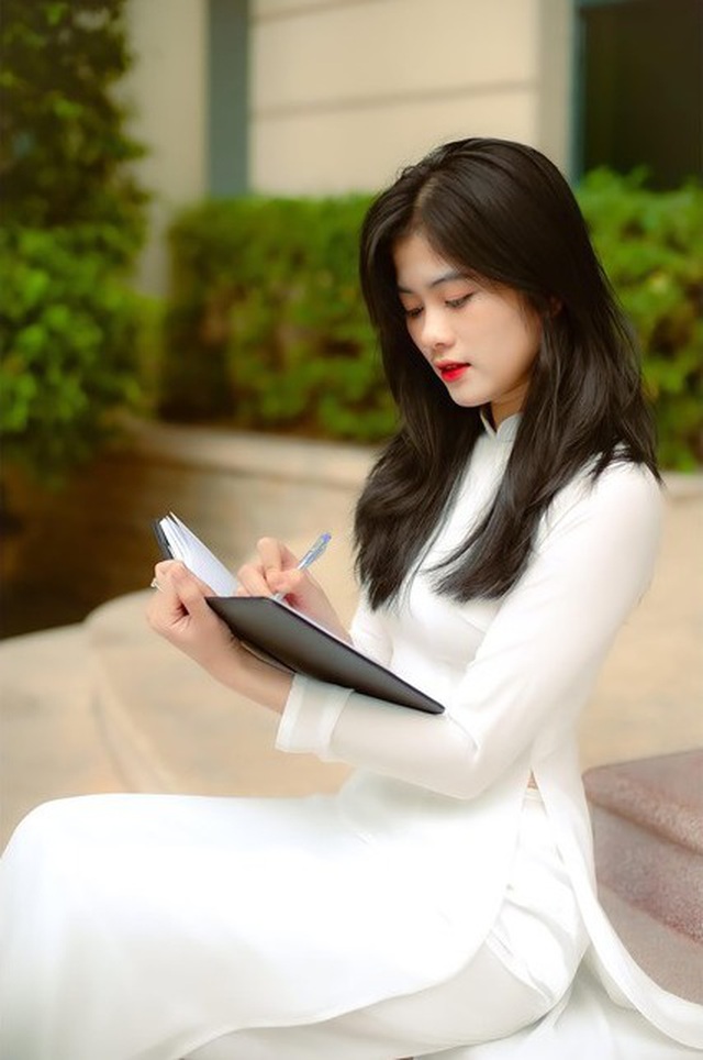 nu sinh ha noi e ap trong ta ao dai trang tinh khoi danh cap trai tim biet bao chang dspl 4 nu sinh ha noi e ap trong ta ao dai trang tinh khoi danh cap trai tim biet bao chang dspl 4