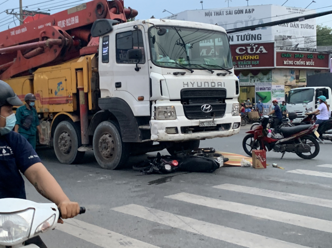 tin tuc tai nan giao thong moi nhat ngay 7 6 2021 bi cuon vao gam xe buyt nguoi dan ong may man thoat chet dspl 1 tin tuc tai nan giao thong moi nhat ngay 7 6 2021 bi cuon vao gam xe buyt nguoi dan ong may man thoat chet dspl 1