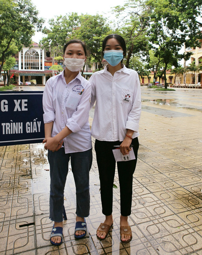 cam phuc chuyen hon 1 000 ngay dua don ban toi truong cua nu sinh bac giang dspl 1 cam phuc chuyen hon 1 000 ngay dua don ban toi truong cua nu sinh bac giang dspl 1