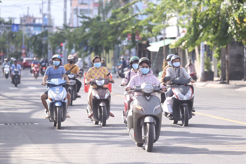 tp hcm truoc gio g khong ra duong sau 18h sieu thi thong thoang nguoi vo gia cu loay hoay tim loi ve dspl 9 tp hcm truoc gio g khong ra duong sau 18h sieu thi thong thoang nguoi vo gia cu loay hoay tim loi ve dspl 9