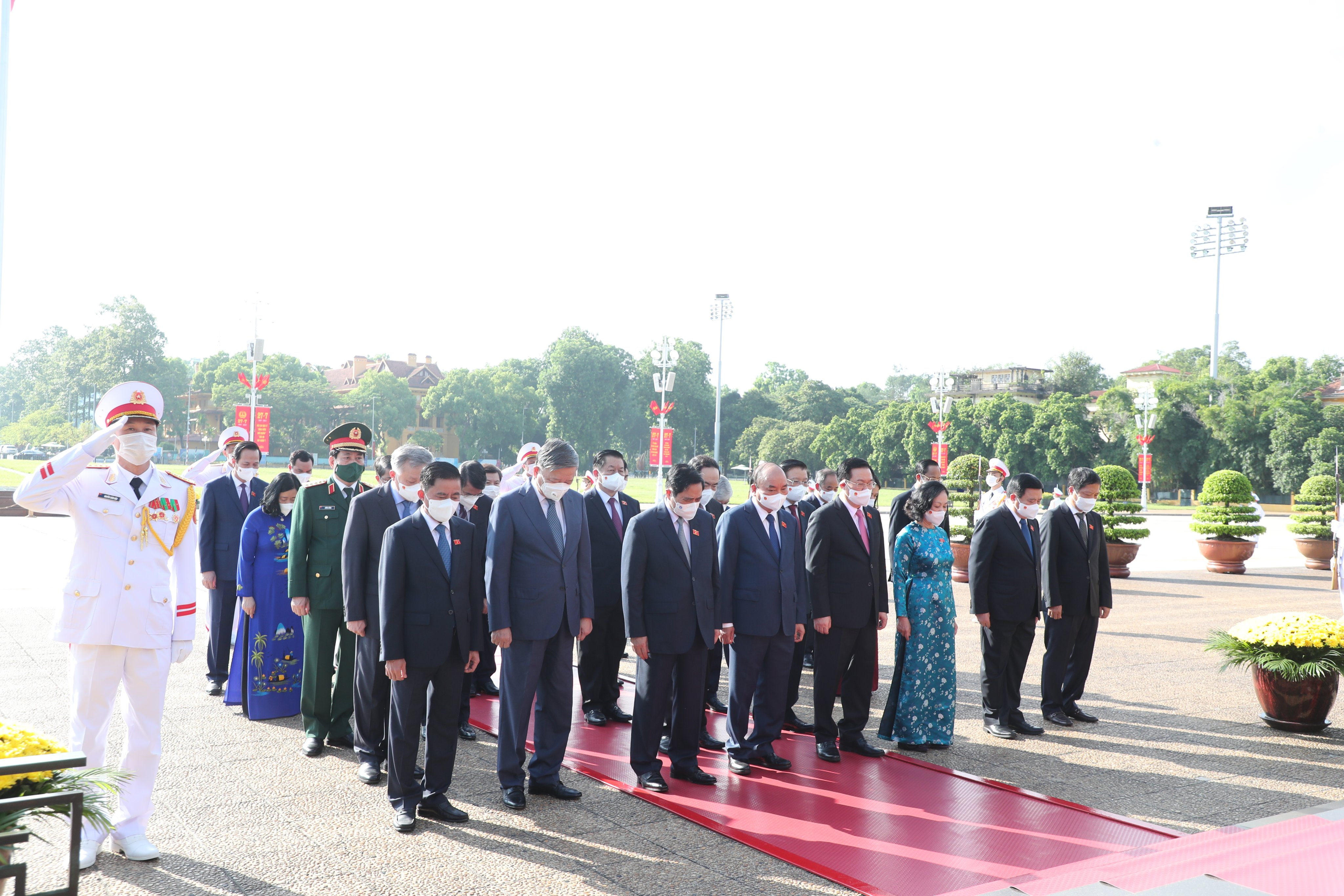 lanh dao dang nha nuoc quoc hoi dat vong hoa tuong niem cac anh hung liet si dspl 1 lanh dao dang nha nuoc quoc hoi dat vong hoa tuong niem cac anh hung liet si dspl 1