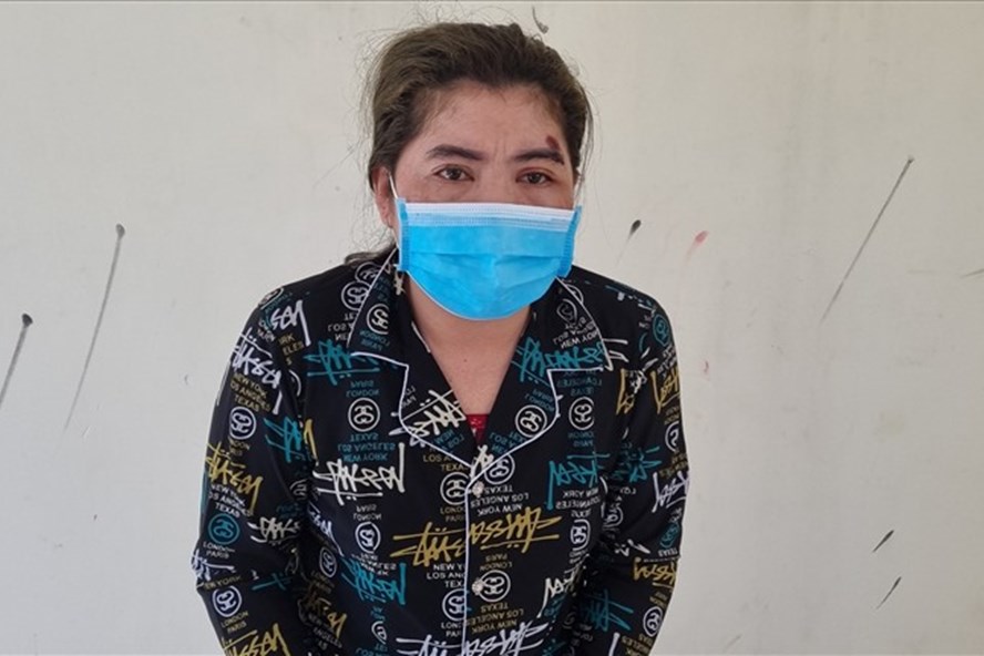 qua khu bat hao cua nguoi phu nu can cong an khi bi nhac phong dich dspl 1 qua khu bat hao cua nguoi phu nu can cong an khi bi nhac phong dich dspl 1