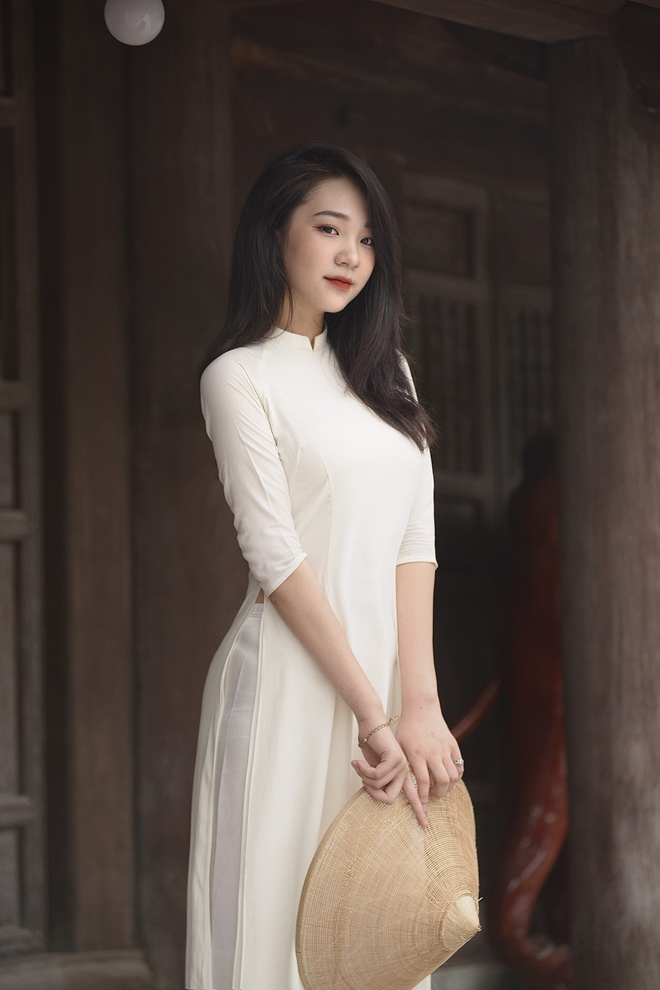 me man nu sinh xu nghe khoe net dep trong treo trong ta ao dai trang tinh khoi dspl 2 me man nu sinh xu nghe khoe net dep trong treo trong ta ao dai trang tinh khoi dspl 2