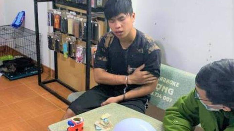 vu yeu rau xanh 20 tuoi dung dao khong che 1 phu nu roi hiep dam nan nhan cau cuu ai dspl 1 vu yeu rau xanh 20 tuoi dung dao khong che 1 phu nu roi hiep dam nan nhan cau cuu ai dspl 1