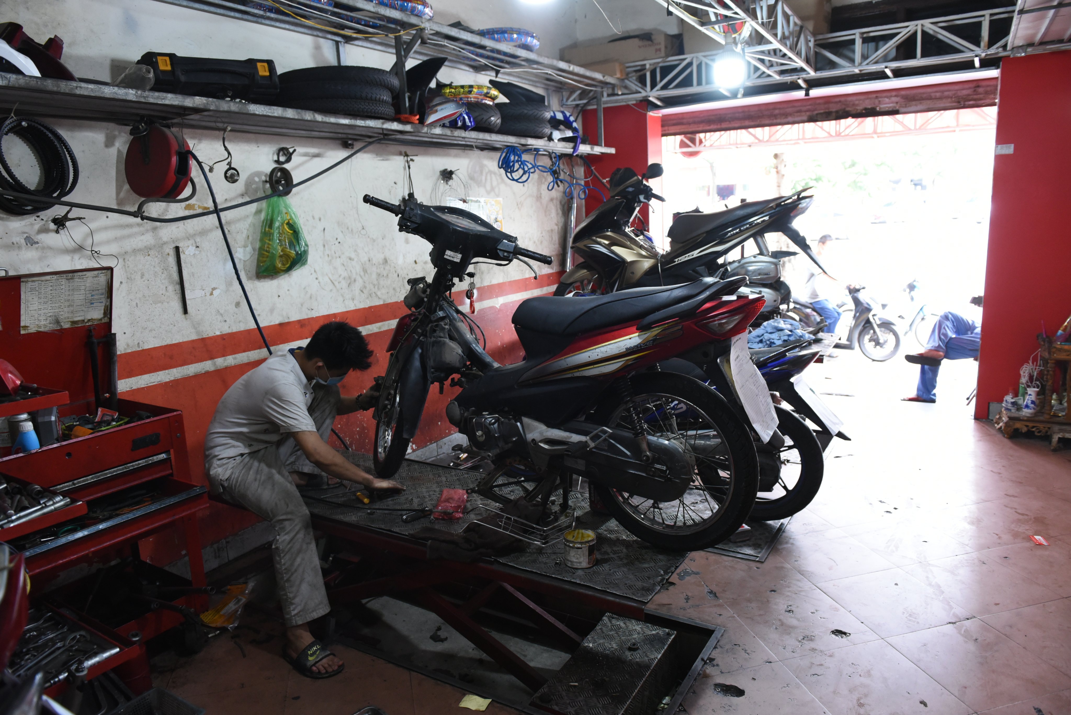 ha noi ngay dau hang quan duoc ban mang ve ca dem qua toi vui den do thao thuc khong ngu duoc dspl 4 ha noi ngay dau hang quan duoc ban mang ve ca dem qua toi vui den do thao thuc khong ngu duoc dspl 4
