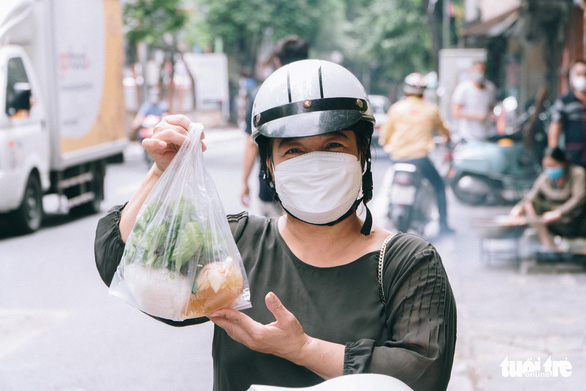 ha noi ngay dau hang quan duoc ban mang ve ca dem qua toi vui den do thao thuc khong ngu duoc dspl 5 ha noi ngay dau hang quan duoc ban mang ve ca dem qua toi vui den do thao thuc khong ngu duoc dspl 5
