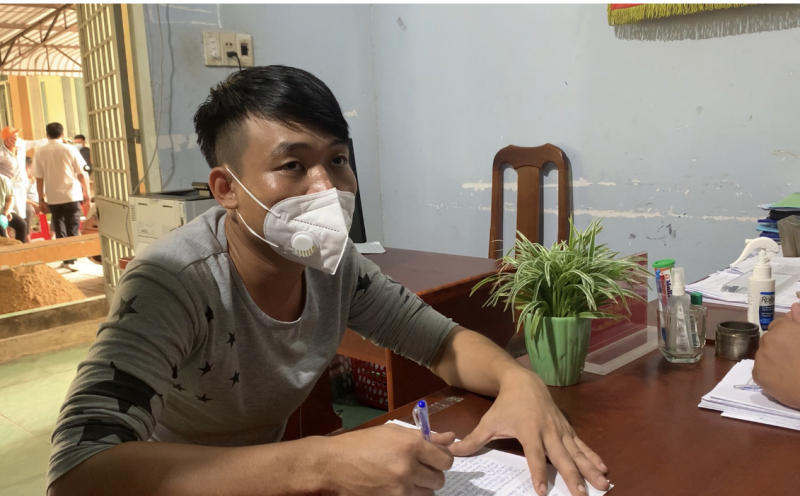 nam thanh nien dam chet nguoi o quan nhau nghi pham tron o nghia dia suot dem dspl 2 nam thanh nien dam chet nguoi o quan nhau nghi pham tron o nghia dia suot dem dspl 2