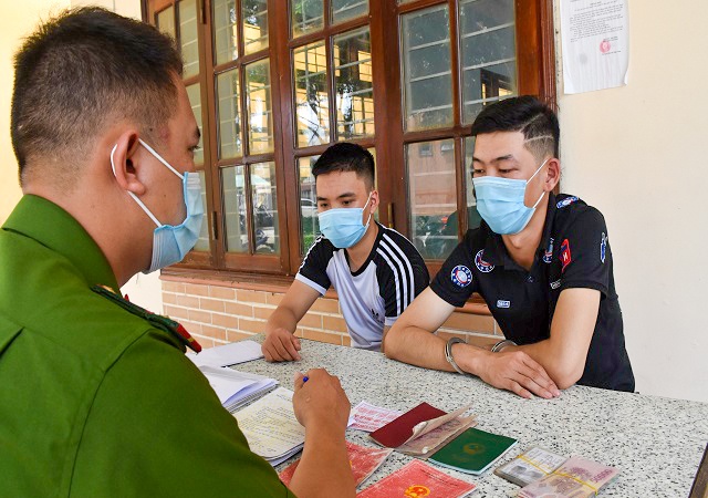 triet pha duong day cho vay nang lai den 480 moi nam 6 doi tuong bi tam giu la ai dspl 2 triet pha duong day cho vay nang lai den 480 moi nam 6 doi tuong bi tam giu la ai dspl 2