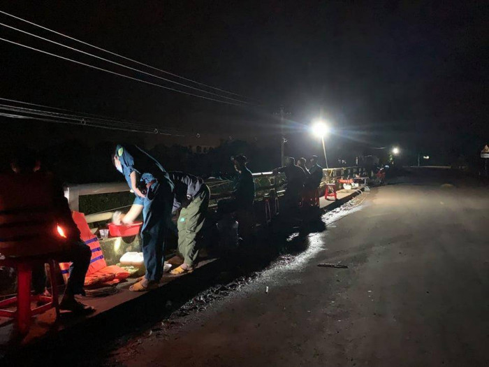 di choi cung nhom ban nu sinh lop 8 bi nuoc cuon mat tich tim thay thi the nan nhan dspl 1 di choi cung nhom ban nu sinh lop 8 bi nuoc cuon mat tich tim thay thi the nan nhan dspl 1