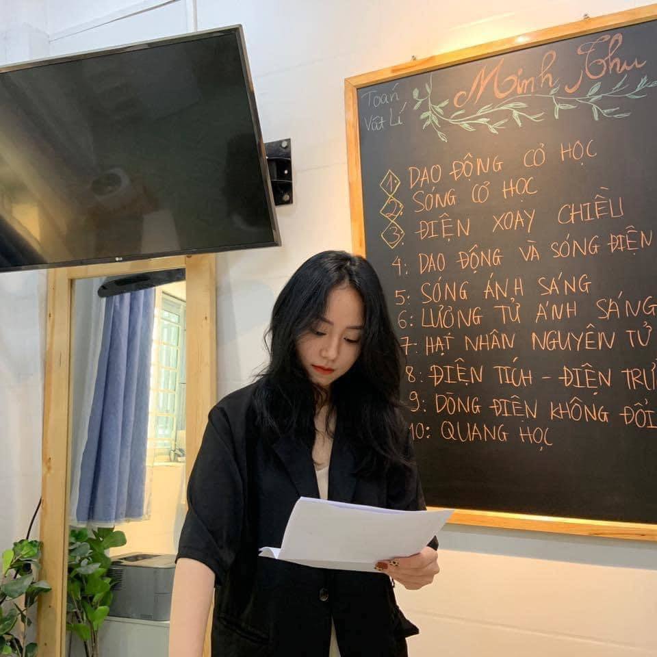 co giao minh thu cong khai hen ho doi phuong la ai ma khien cong dong mang nhao nhao dspl 2 co giao minh thu cong khai hen ho doi phuong la ai ma khien cong dong mang nhao nhao dspl 2