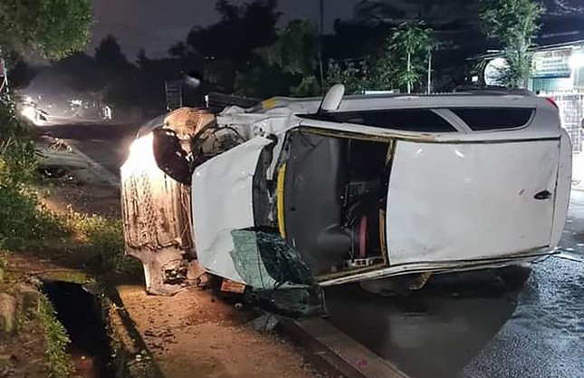 vu o to tong chet 2 nguoi tai xe bo tron tam giu 1 doi tuong lien quan dspl 1