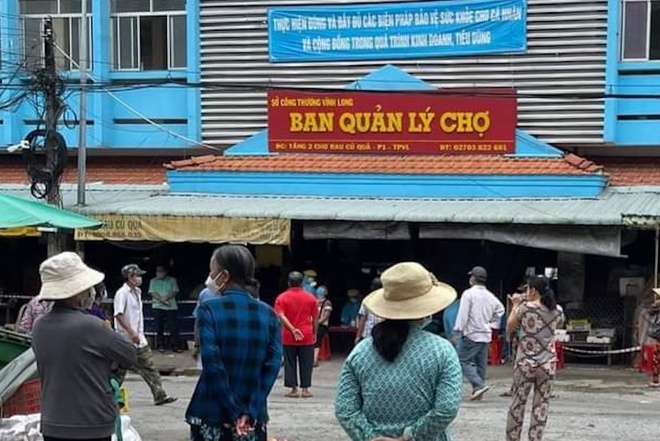 phong toa cho lon nhat vinh long sau khi phat hien 9 truong hop nghi mac covid 19 dspl 1