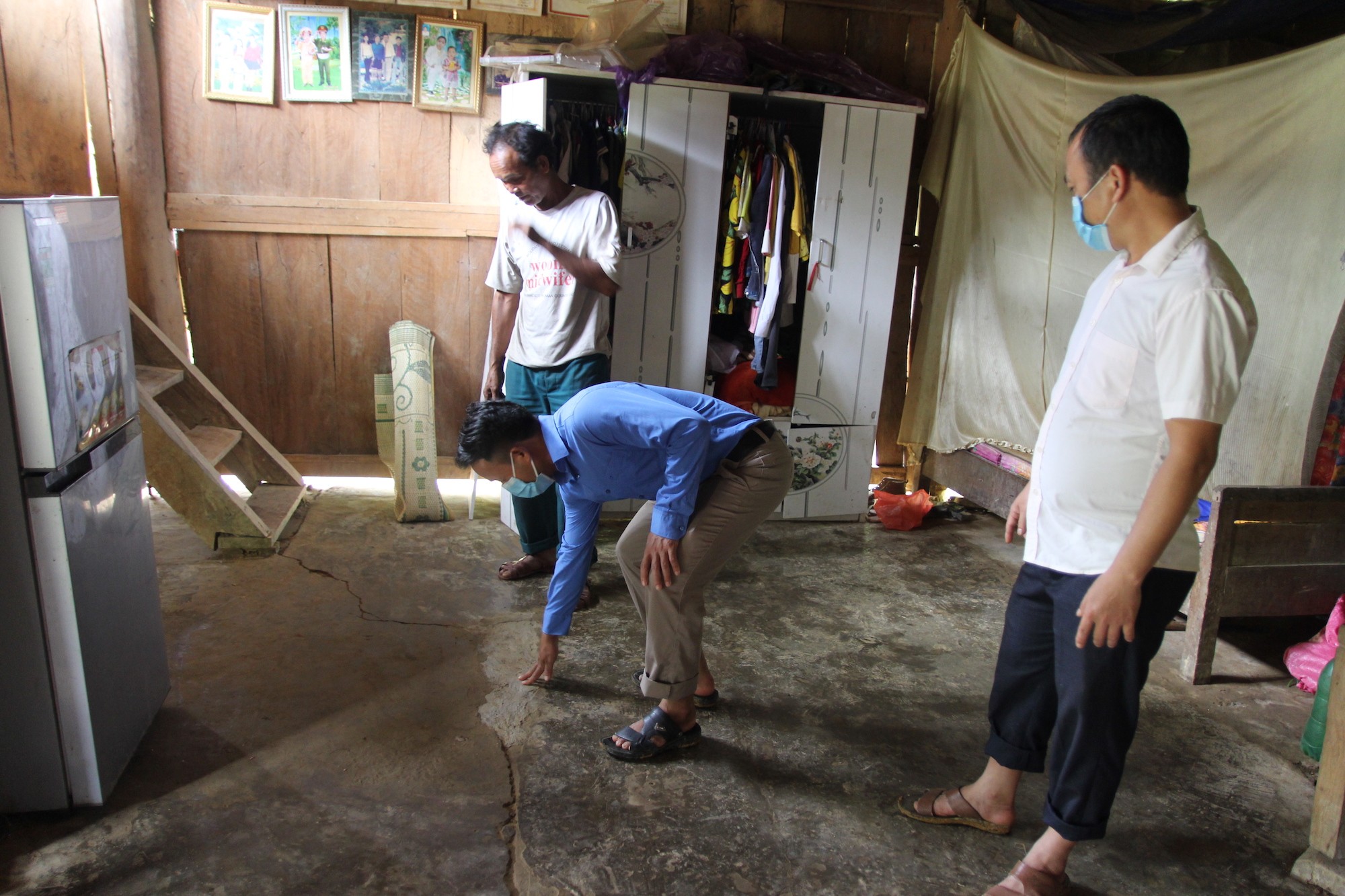 khoi bom dat da nang hang tan de doa nguoi dan sau tran mua lu dspl 1 khoi bom dat da nang hang tan de doa nguoi dan sau tran mua lu dspl 1