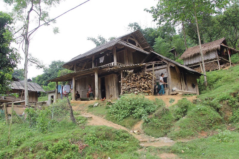 khoi bom dat da nang hang tan de doa nguoi dan sau tran mua lu dspl 2 khoi bom dat da nang hang tan de doa nguoi dan sau tran mua lu dspl 2