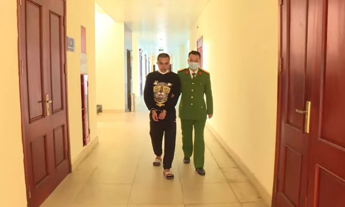 vu no sung tai quan ca phe 1 nguoi bi thuong nghi pham khai gi dspl 1