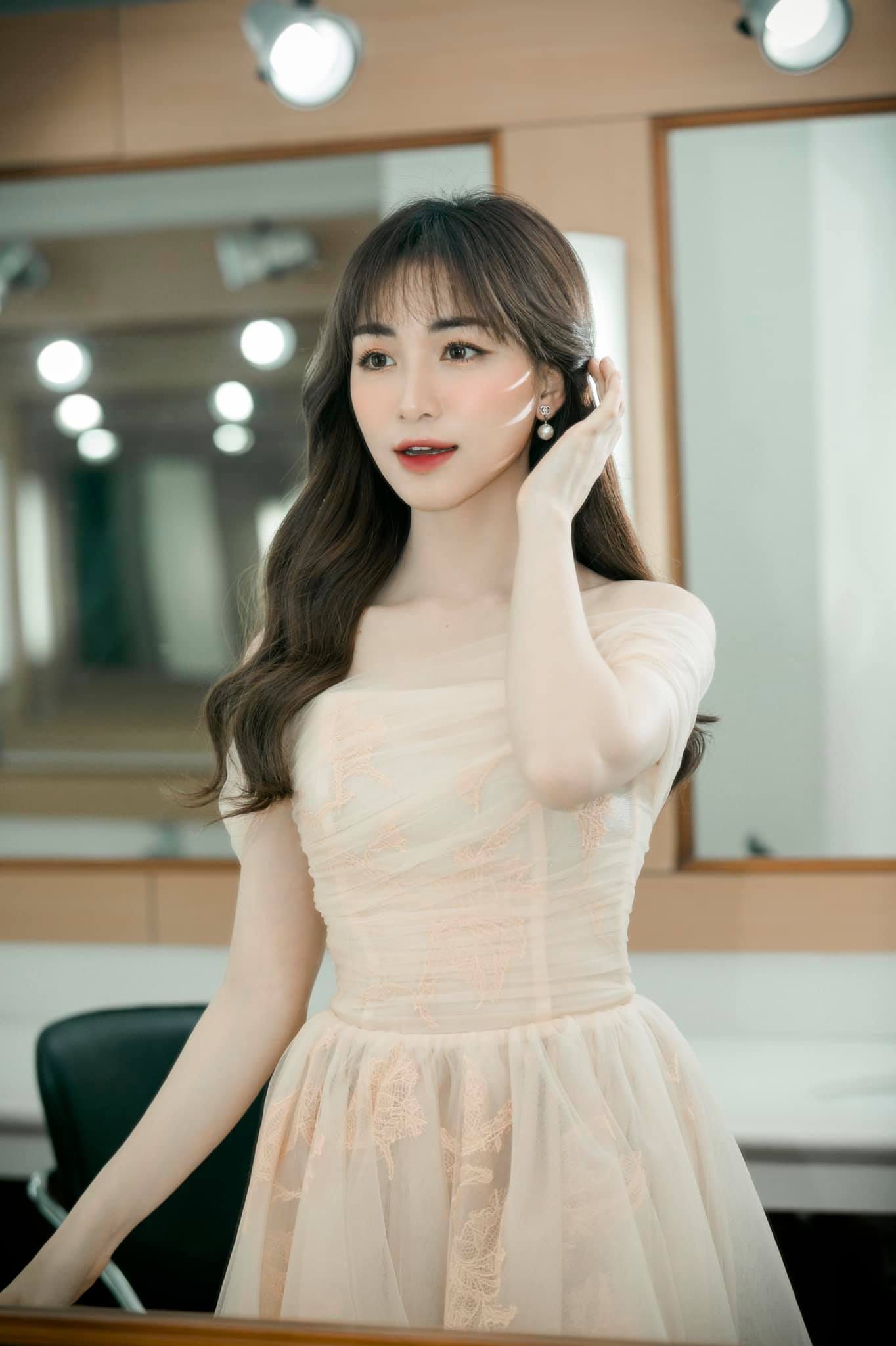 hoa minzy lo anh quay sao nhap ngu dan mang ngong cho me bo va do mixi ban muoi ra sao dspl 2 hoa minzy lo anh quay sao nhap ngu dan mang ngong cho me bo va do mixi ban muoi ra sao dspl 2