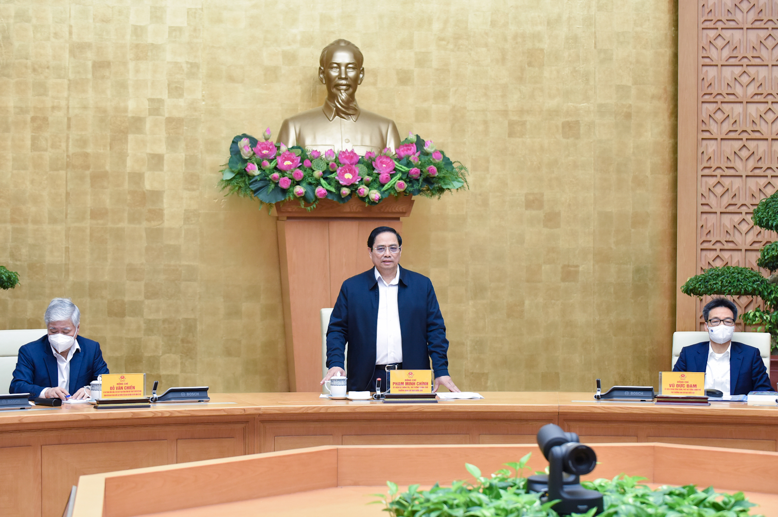 thu tuong chu tri cuoc hop truc tuyen toan quoc ve cong tac phong chong dich dspl 1 thu tuong chu tri cuoc hop truc tuyen toan quoc ve cong tac phong chong dich dspl 1
