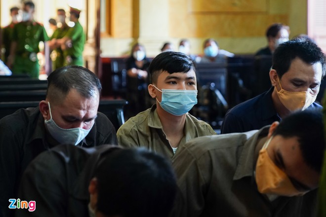 xet xu vu an quan xa lo bi truy sat nu bi cao de nghi hoan phien toa vi thay chong mat kho tho dspl 2 xet xu vu an quan xa lo bi truy sat nu bi cao de nghi hoan phien toa vi thay chong mat kho tho dspl 2