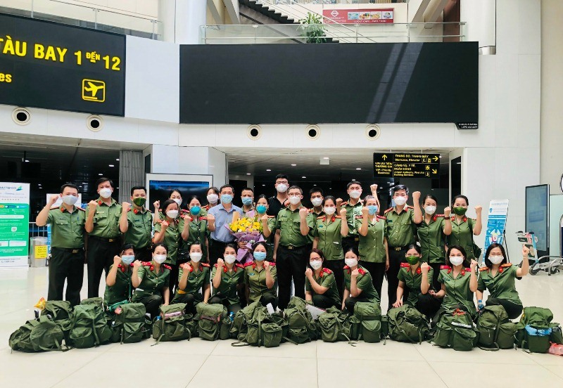 quan khu 9 cu luc luong ho tro kien giang phong chong dich covid 19 dspl 1