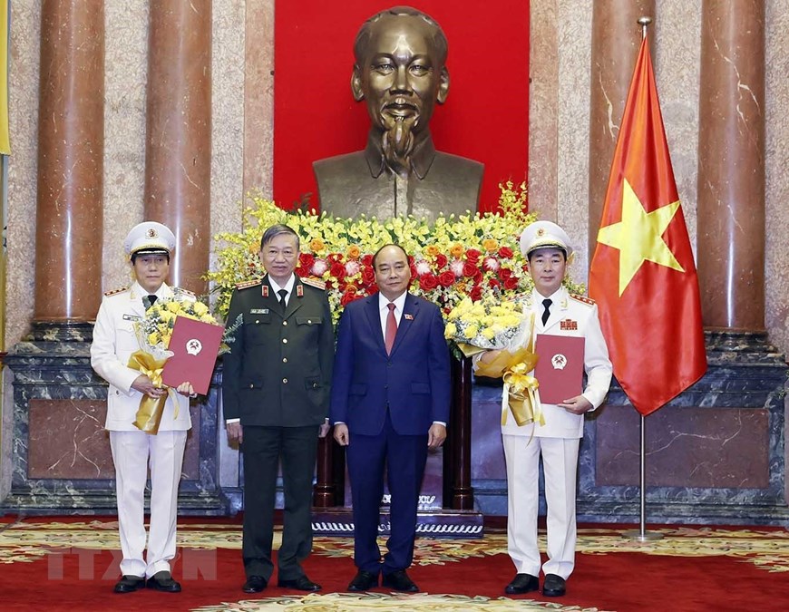 hai thu truong bo cong an duoc thang quan ham thuong tuong dspl 1 hai thu truong bo cong an duoc thang quan ham thuong tuong dspl 1