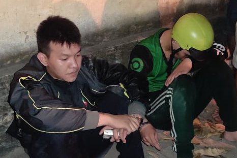 tin tuc phap luat ngay 14 1 lam ro vu 2 nhom thanh thieu nien ruot chem nhau tren quoc lo dspl 2 tin tuc phap luat ngay 14 1 lam ro vu 2 nhom thanh thieu nien ruot chem nhau tren quoc lo dspl 2