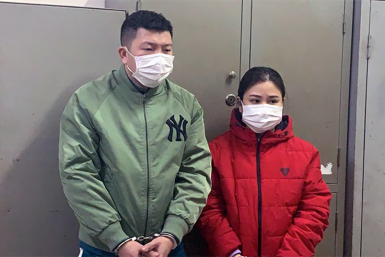 cap vo chong livestream ban vu khi lap kenh youtube dao kiem phong thuy de quang cao dpsl 2