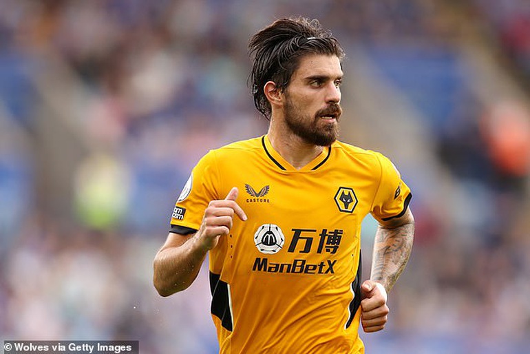 mu san sang san sang chi tien khung de so huu co may tac bong cua epl dspl 2