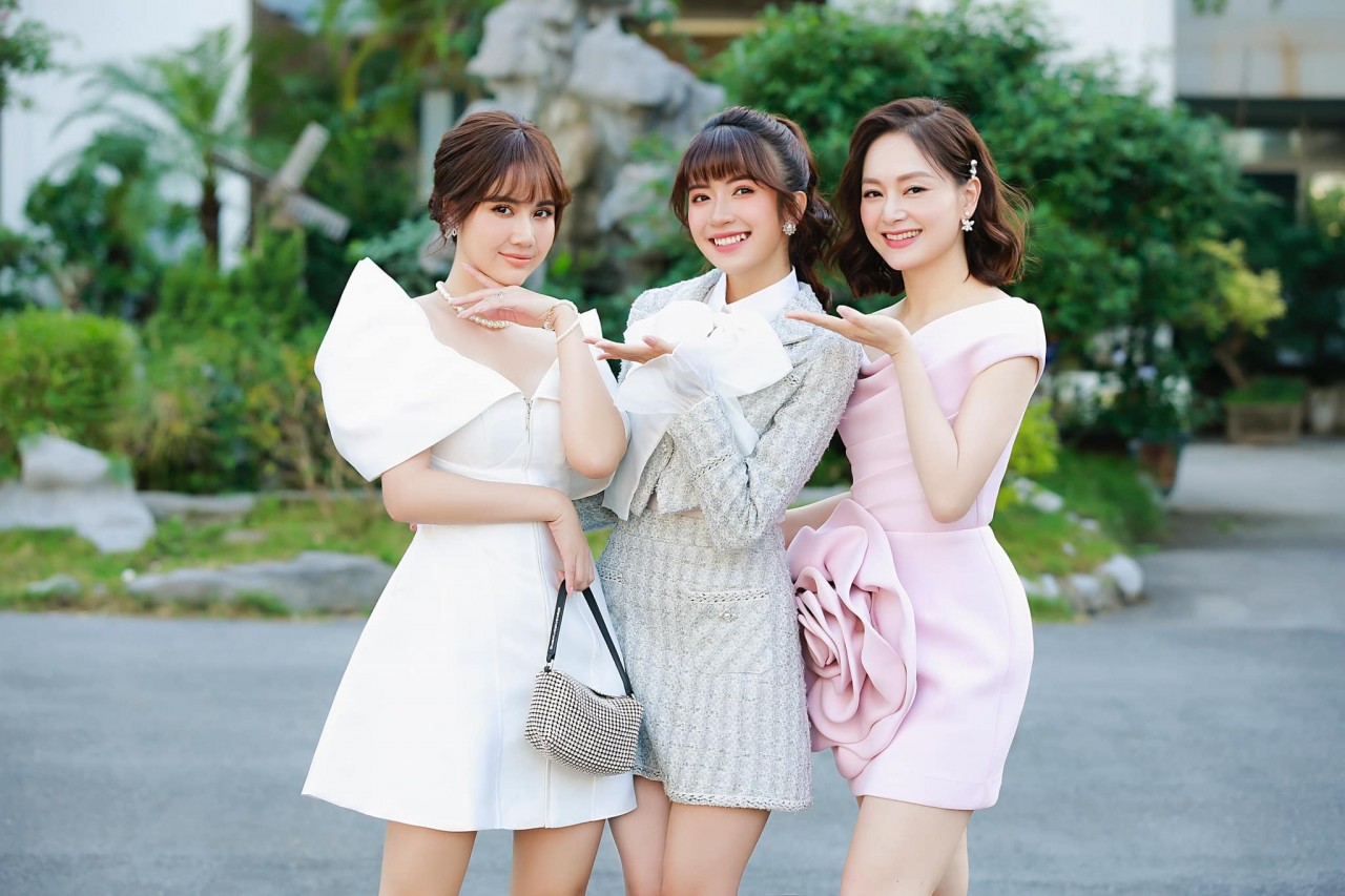 hoc van cua 3 chi em thuong ngay nang ve lan phuong khien dan tinh tram tro dspl 881 hoc van cua 3 chi em thuong ngay nang ve lan phuong khien dan tinh tram tro dspl 881