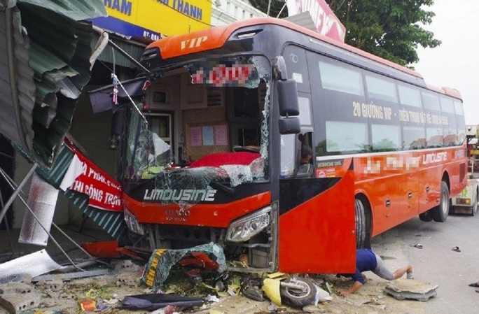 tin tuc tai nan giao thong moi ngay 7 8 thanh nien 20 tuoi o long an bi xe tai can tu vong dspl 2 tin tuc tai nan giao thong moi ngay 7 8 thanh nien 20 tuoi o long an bi xe tai can tu vong dspl 2