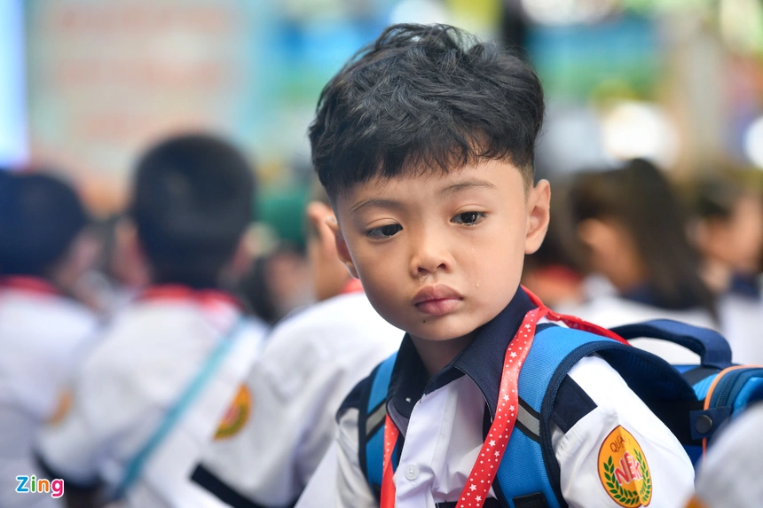 muon van cam xuc cua hoc sinh lop 1 trong buoi tuu truong dau tien dspl 4