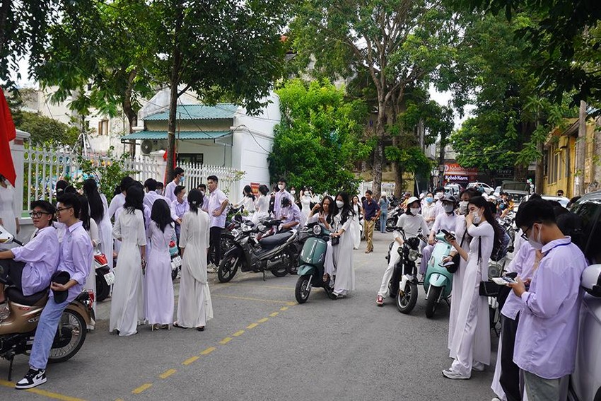 vu hang chuc hoc sinh o thanh hoa khong duoc du khai giang nha truong giai trinh gi dspl 1 vu hang chuc hoc sinh o thanh hoa khong duoc du khai giang nha truong giai trinh gi dspl 1