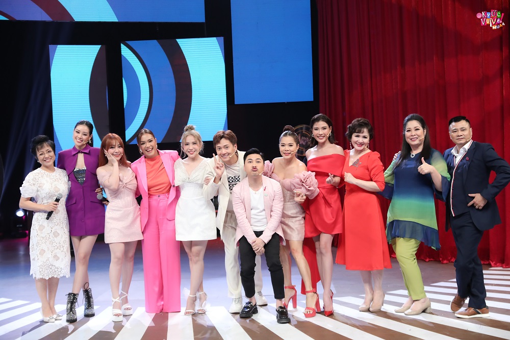 phuong vy idol hat live ban hit luc moi yeu tren san khau ky uc vui ve 2 phuong vy idol hat live ban hit luc moi yeu tren san khau ky uc vui ve 2