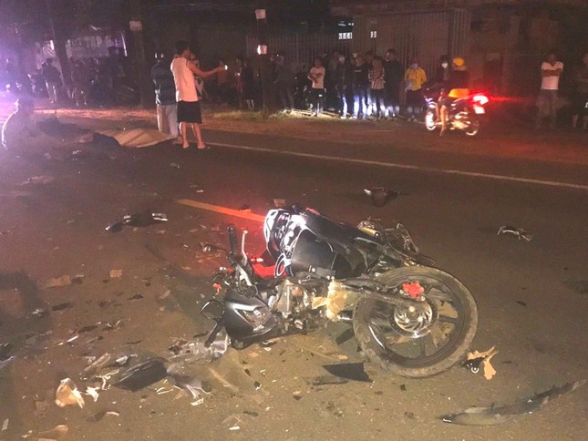 tin tuc tai nan giao thong moi ngay 12 9 2022 va cham khi di xe may nguoc chieu 2 thanh nien tu vong tai cho dspl 1