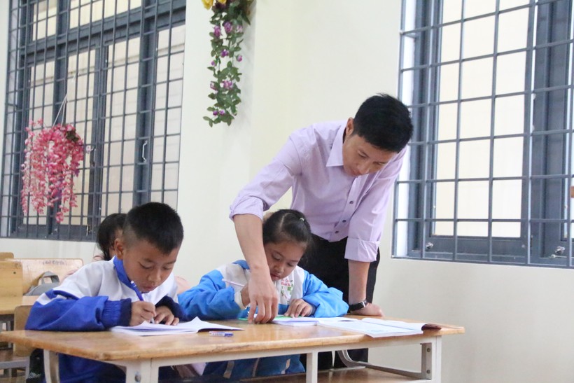 thieu giao vien hieu truong va hieu pho o kon tum phai thay nhau dung lop dpsl 1 thieu giao vien hieu truong va hieu pho o kon tum phai thay nhau dung lop dpsl 1