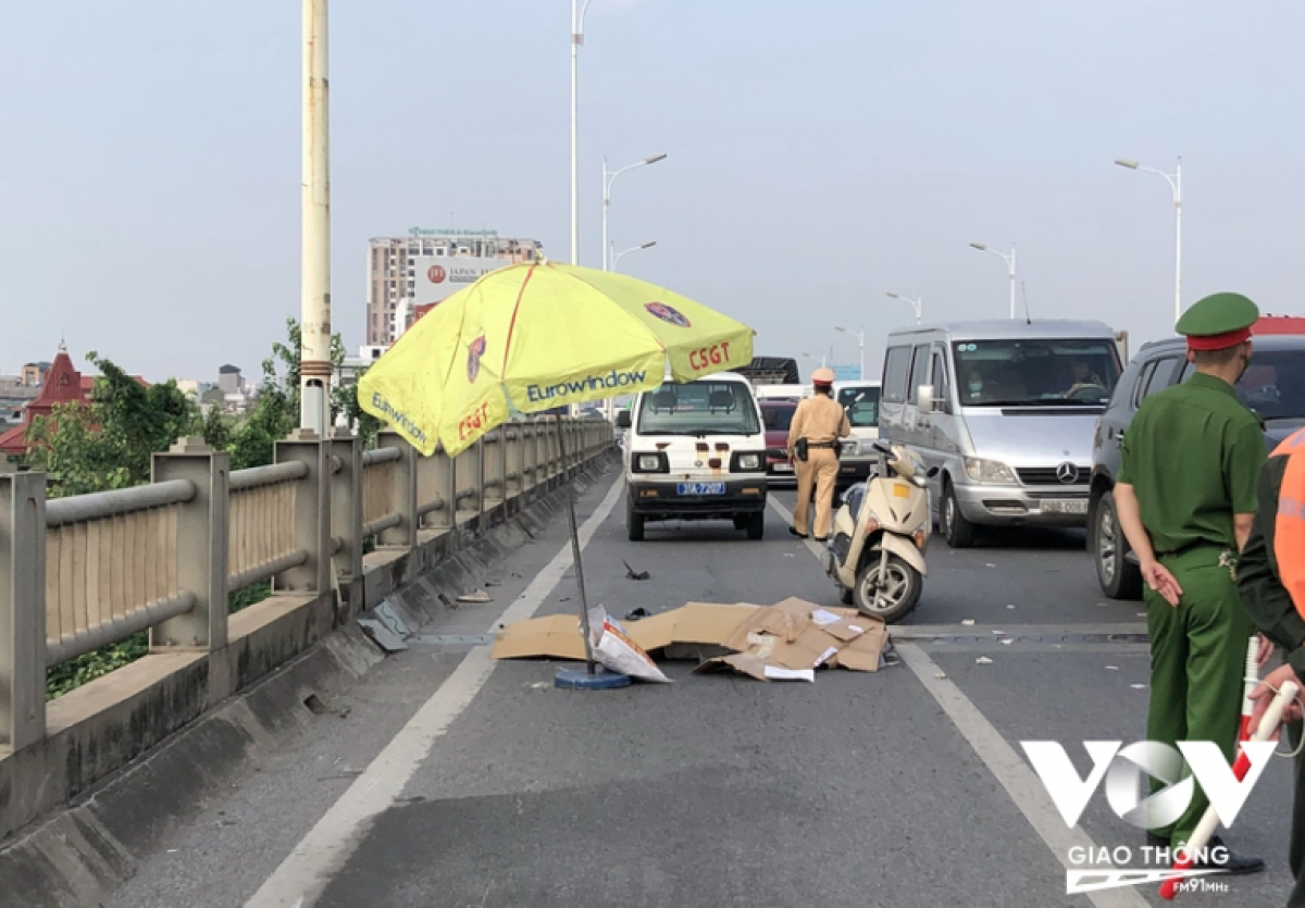 tin tuc tai nan giao thong moi ngay 20 9 dam vao thanh cau vinh tuy nguoi dan ong tu vong tai cho dspl tin tuc tai nan giao thong moi ngay 20 9 dam vao thanh cau vinh tuy nguoi dan ong tu vong tai cho dspl