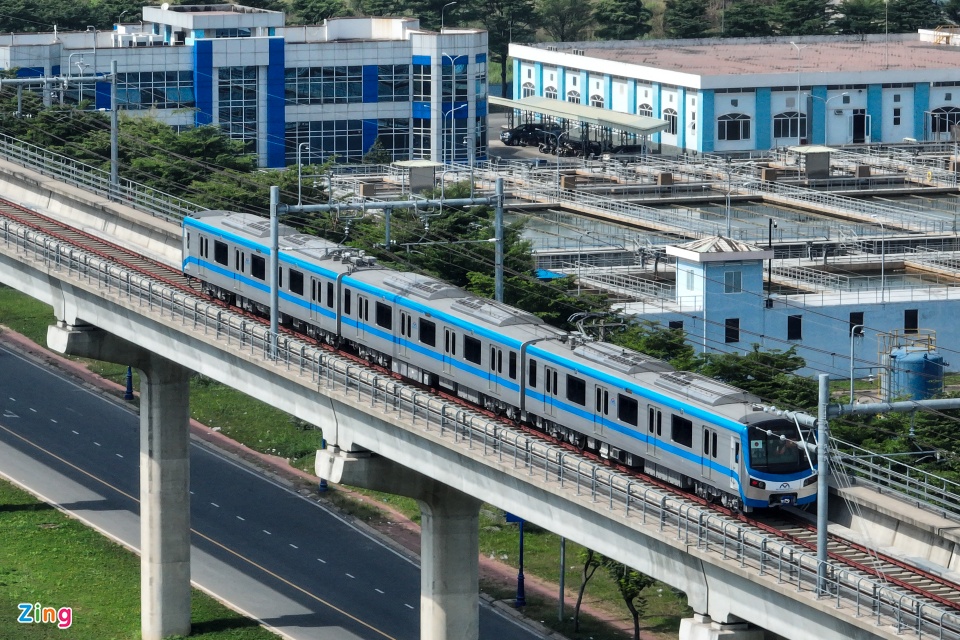 chay thu tau metro so 1 ben thanh suoi tien nguoi dan hao hung tham gia dspl 2 chay thu tau metro so 1 ben thanh suoi tien nguoi dan hao hung tham gia dspl 2