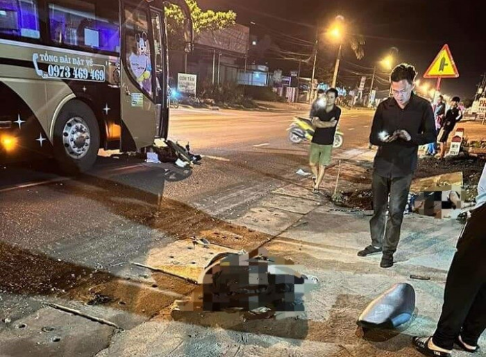 tin tuc tai nan giao thong moi ngay 21 12 xe khach va cham xe may hai thanh nien tu vong tai cho dpsl 1 tin tuc tai nan giao thong moi ngay 21 12 xe khach va cham xe may hai thanh nien tu vong tai cho dpsl 1
